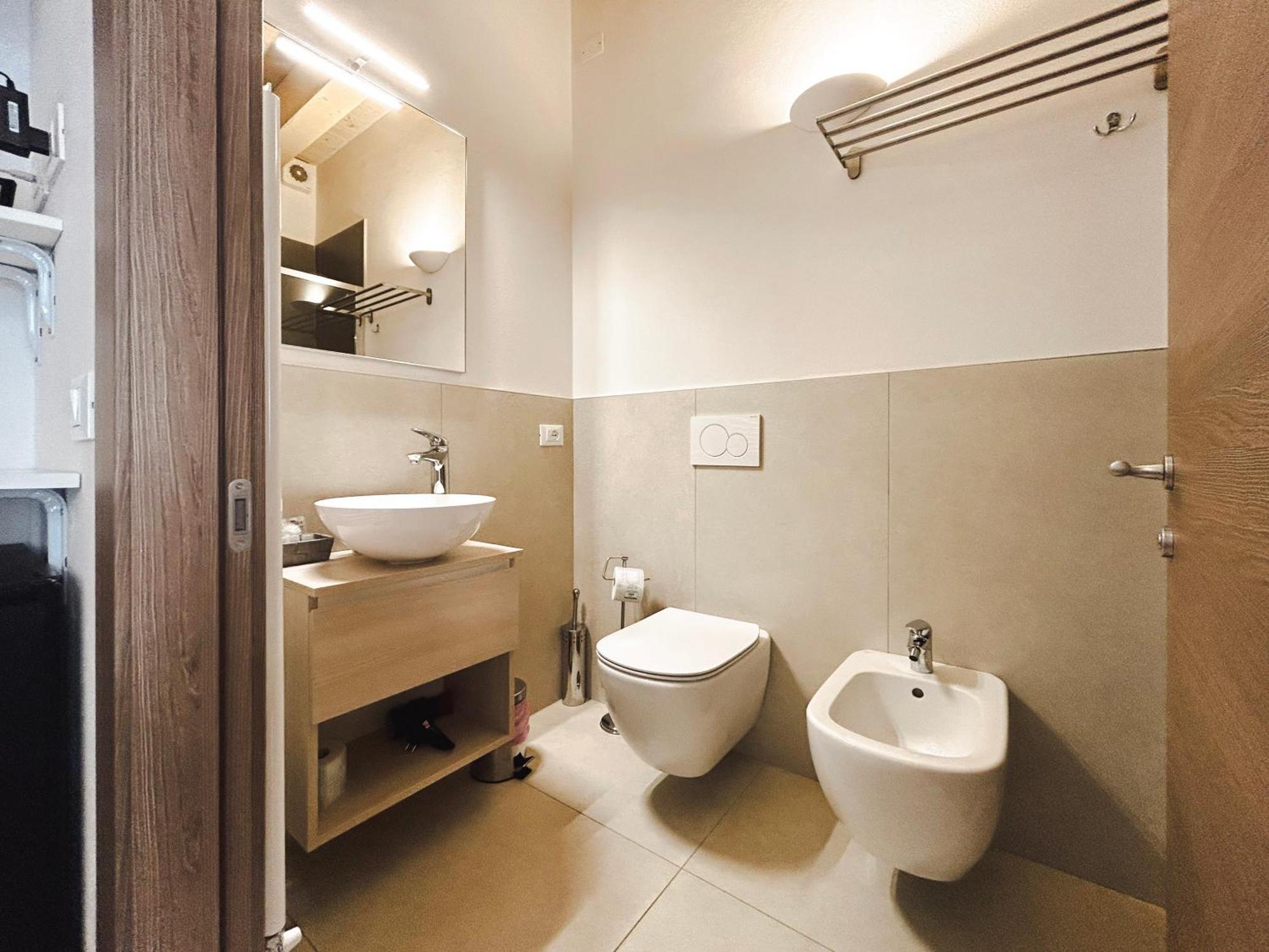 Via Poma Rooms ヴェローナ エクステリア 写真